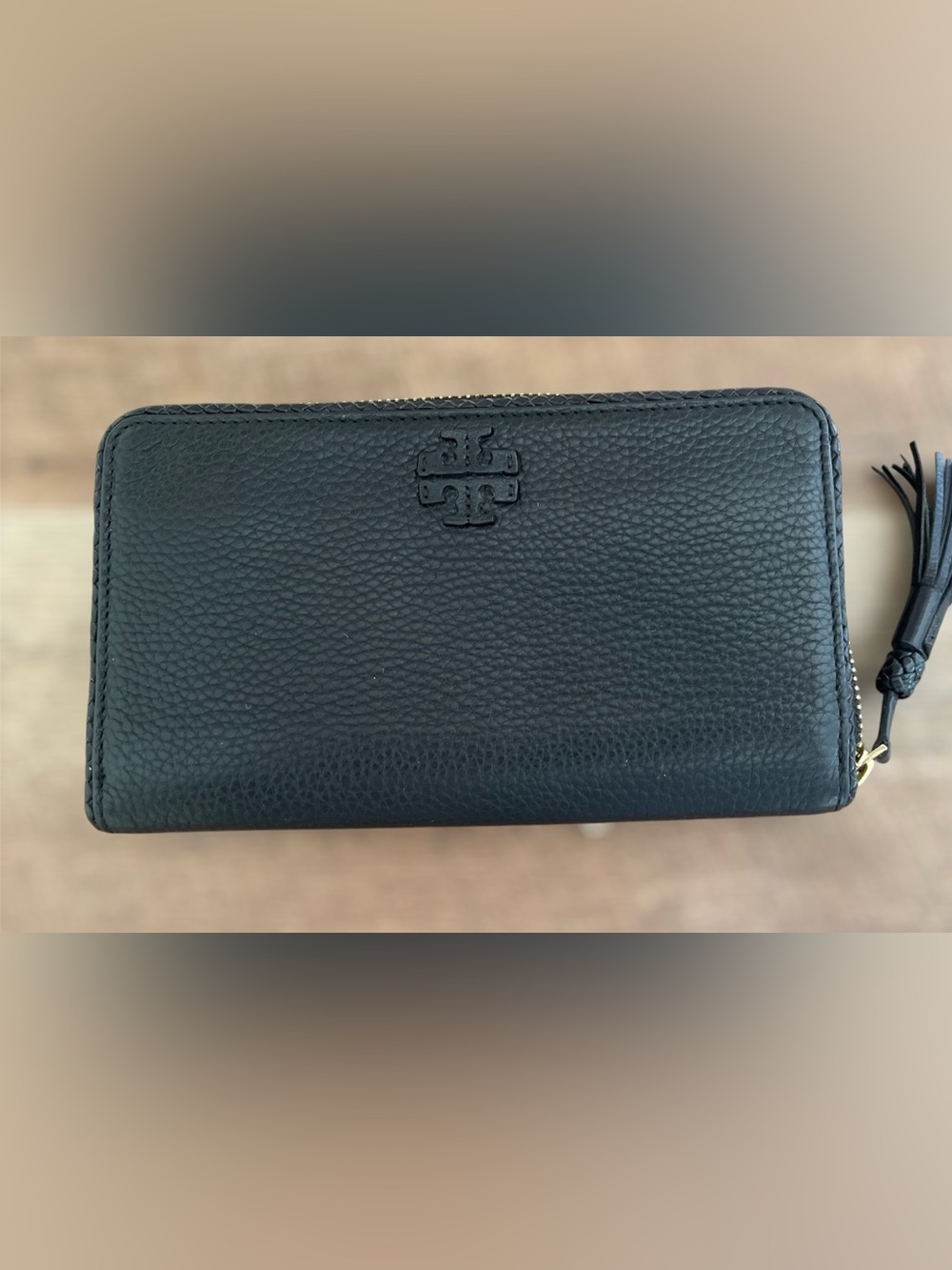 Tory Burch Taylor Zip Continental Wallet Black pebble leather